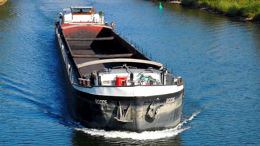 Flexibele stroomvoorziening voor verduurzaming van de binnenvaart
