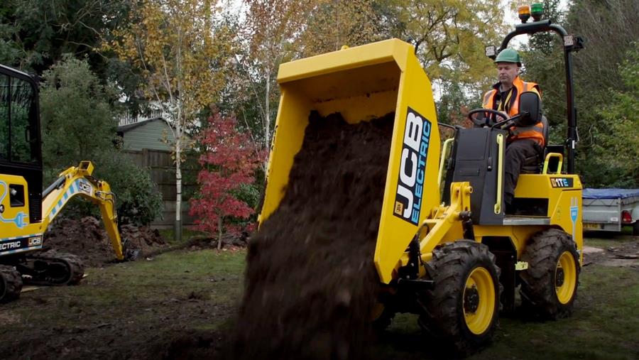 Minidumpers en motorkruiwagens in de groenzorg